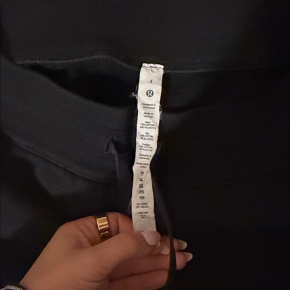 lululemon athletica black scuba half zip and scuba joggers Set - Picture 5 of 5